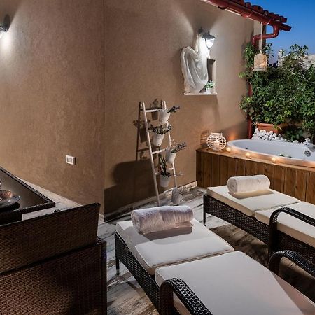 Castello Luxury Residence With Private Jacuzzi Hanya Dış mekan fotoğraf